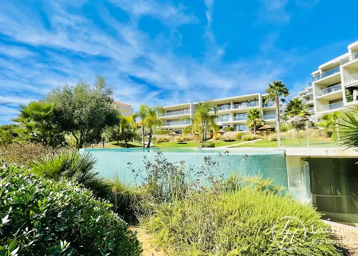 Aljamila - Luxurious - Pool - Garden Portimão