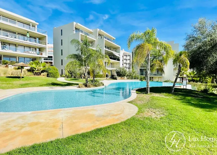 Aljamila - Luxurious - Pool - Garden Appartamento