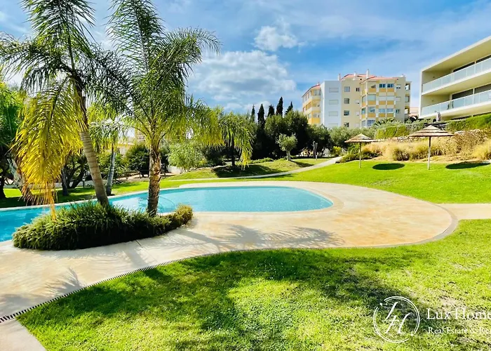 Aljamila - Luxurious - Pool - Garden Portimão