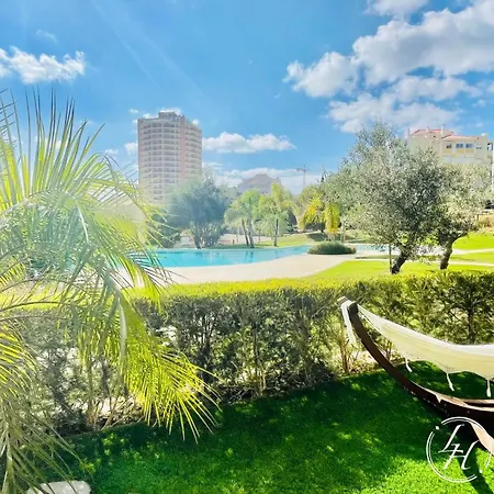 Aljamila - Luxurious - Pool - Garden Apartment *